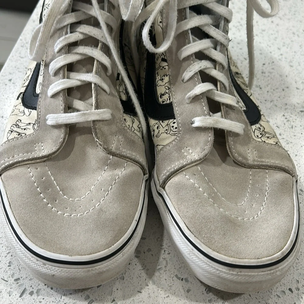 Vans x Disney 101 Dalmatians RARE Sk8-Hi High Top Lace Up Sneakers - Size 10